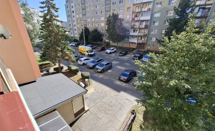 2-izbový byt s loggiou na sídlisku JUH - Kežmarok - fotografia 26