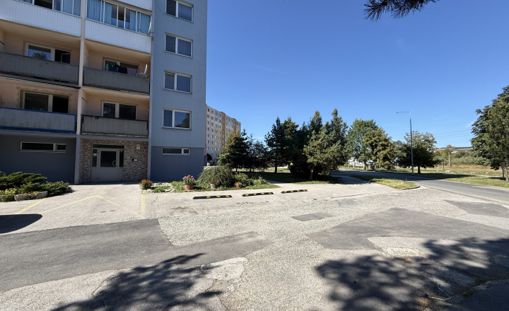 EXKLUZÍVNE 3-izbový byt s loggiou – sídlisko Mier, Spišská Nová Ves - fotografia 11