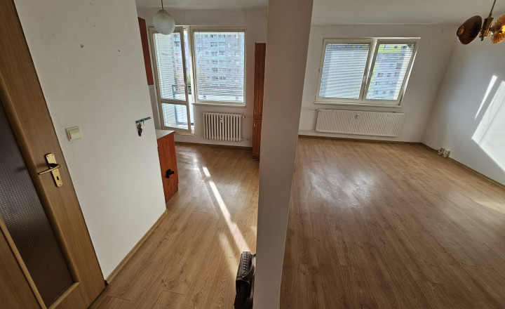 Byt 1+1 s loggiou na sídlisku Západ, Spišská Nová Ves - fotografia 9
