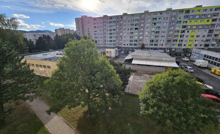 Byt 1+1 s loggiou na sídlisku Západ, Spišská Nová Ves - fotografia 7