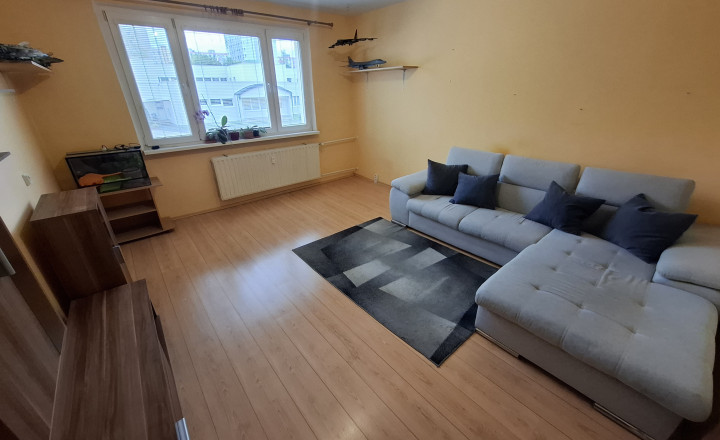 3-izbový byt s loggiou na sídlisku Západ 1, Strojnícka ulica - fotografia 4