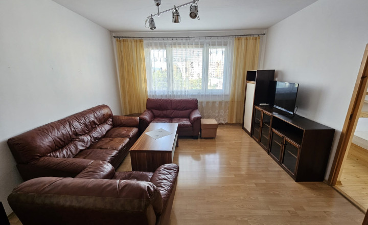 Prenájom bytu 4+1 s loggiou na sídlisku Západ, Spišská Nová Ves - fotografia 13