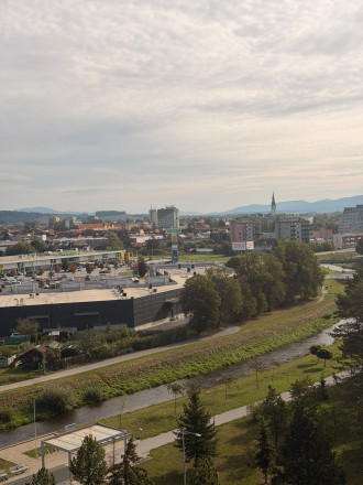 Prenájom bytu 1+1 s loggiou, sídl. Mier, Sp. Nová Ves - fotografia 11