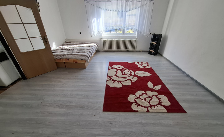 Rodinný dom na okraji mesta Krompachy s veľkou záhradou - fotografia 13