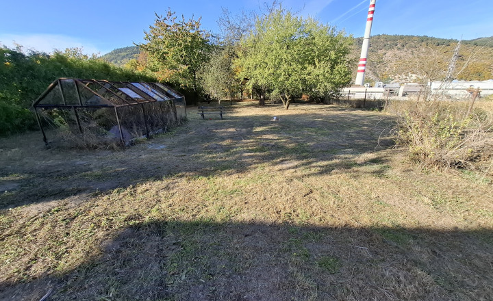 Rodinný dom na okraji mesta Krompachy s veľkou záhradou - fotografia 38