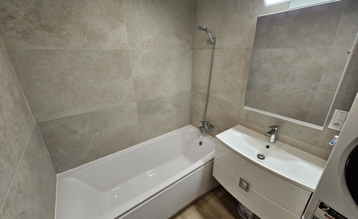 Moderný 3-izbový byt s balkónom po kompletnej rekonštrukcii - sídlisko Mier, Spišská Nová Ves - fotografia 34