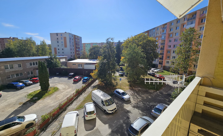 Moderný 3-izbový byt s balkónom po kompletnej rekonštrukcii - sídlisko Mier, Spišská Nová Ves - fotografia 23