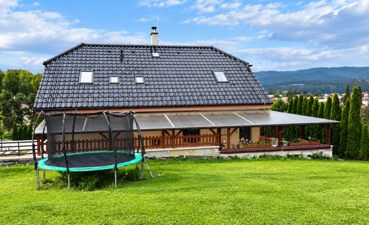 Ponúkame na predaj výnimočný rodinný dom s pozemkami 10 046 m² a investičným potenciálom – Spišské Vlachy - fotografia 4