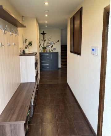 Ponúkame na predaj výnimočný rodinný dom s pozemkami 10 046 m² a investičným potenciálom – Spišské Vlachy - fotografia 8