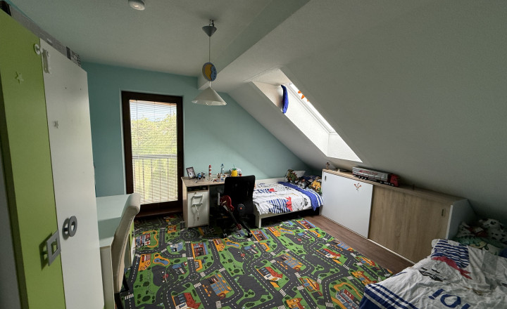 Ponúkame na predaj výnimočný rodinný dom s pozemkami 10 046 m² a investičným potenciálom – Spišské Vlachy - fotografia 32