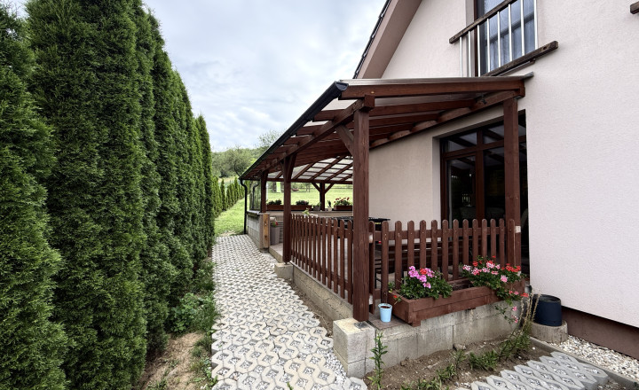 Ponúkame na predaj výnimočný rodinný dom s pozemkami 10 046 m² a investičným potenciálom – Spišské Vlachy - fotografia 6