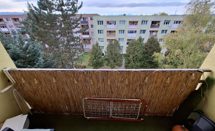 2-izbový byt s loggiou na sídlisku Tarča – Topoľová ulica - fotografia 36