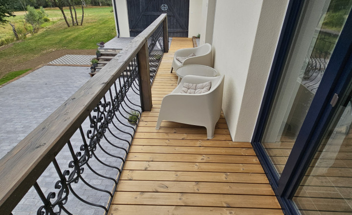 Vidiecke sídlo s pozemkom 11 903 m², herňou, garážou v obci Nálepkovo, v pokojnej časti Zahajnica, okres Gelnica - fotografia 19
