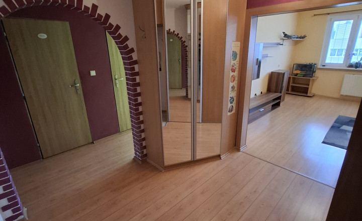 3-izbový byt s loggiou na sídlisku Západ 1, Strojnícka ulica - fotografia 9