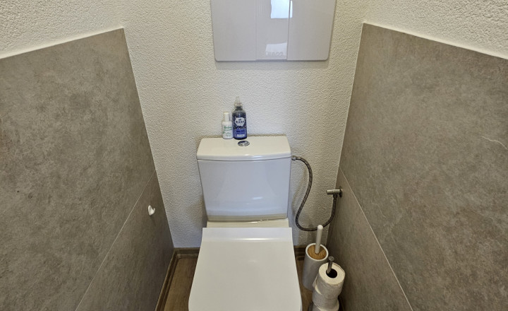 Moderný 3-izbový byt s balkónom po kompletnej rekonštrukcii - sídlisko Mier, Spišská Nová Ves - fotografia 40