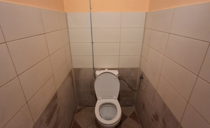 Obchodné priestory na prenájom – Letná ulica - pešia zóna - fotografia 8