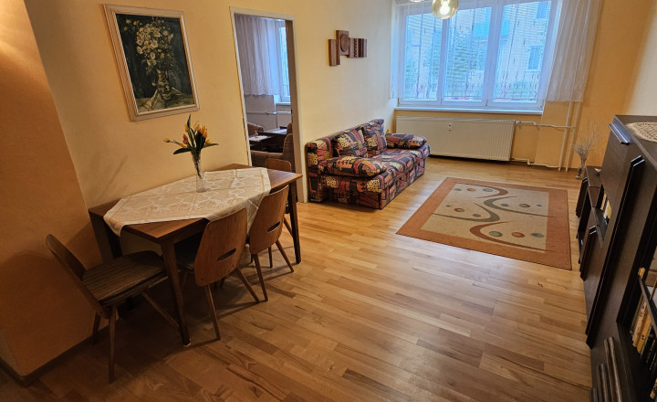 3-izbový byt v centre Spišskej Novej Vsi – 70 m², 3 pivnice – 10 m² - fotografia 14