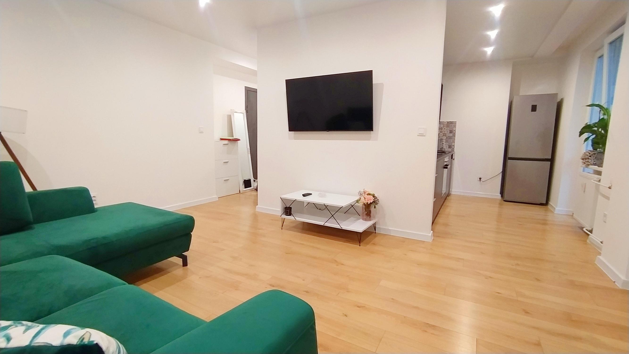 Prenájom 2-izbový byt v centre