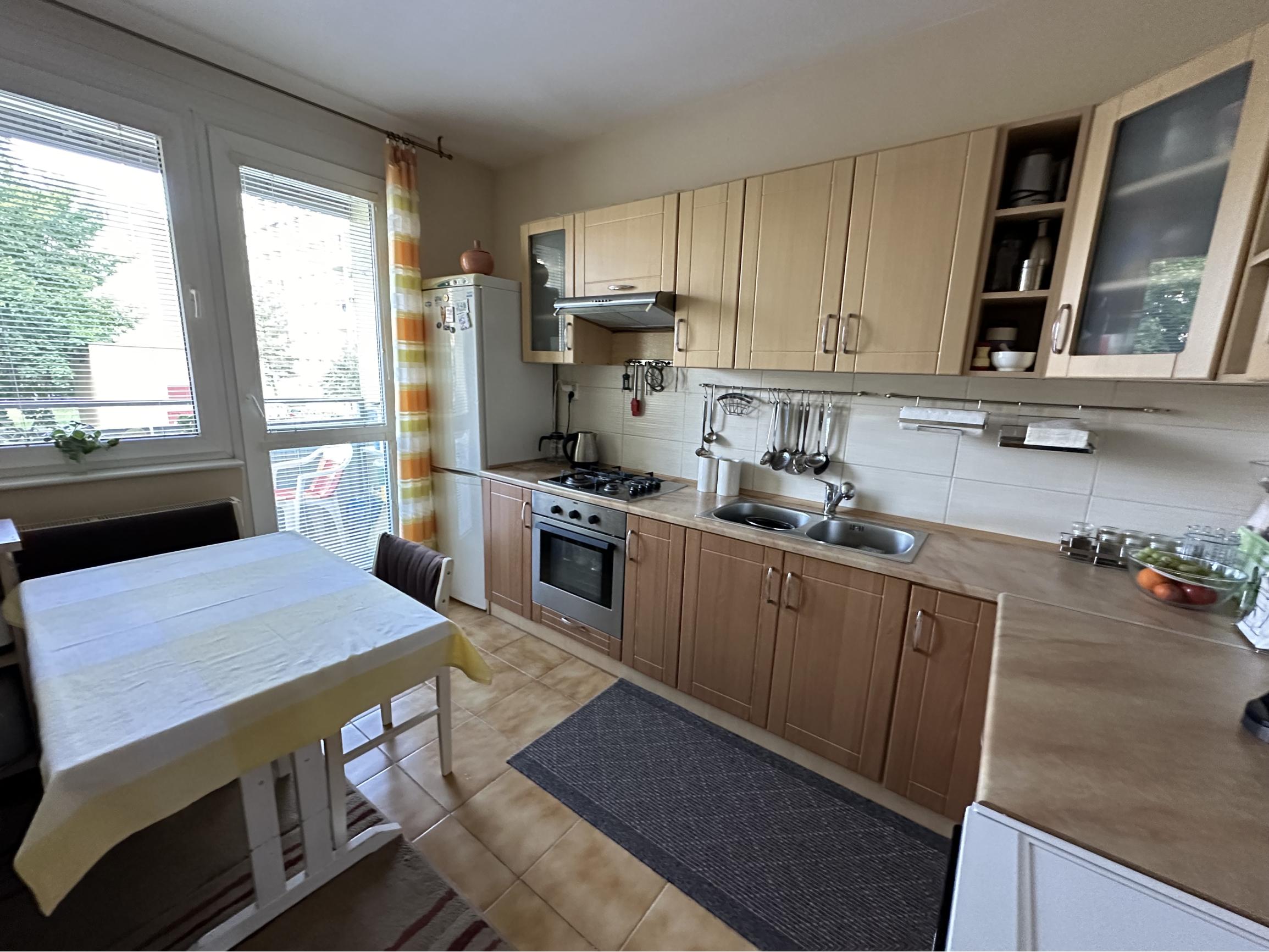 Znížená cena - Byt 4+1 s loggiou na sídl. Mier, Spišská Nová Ves