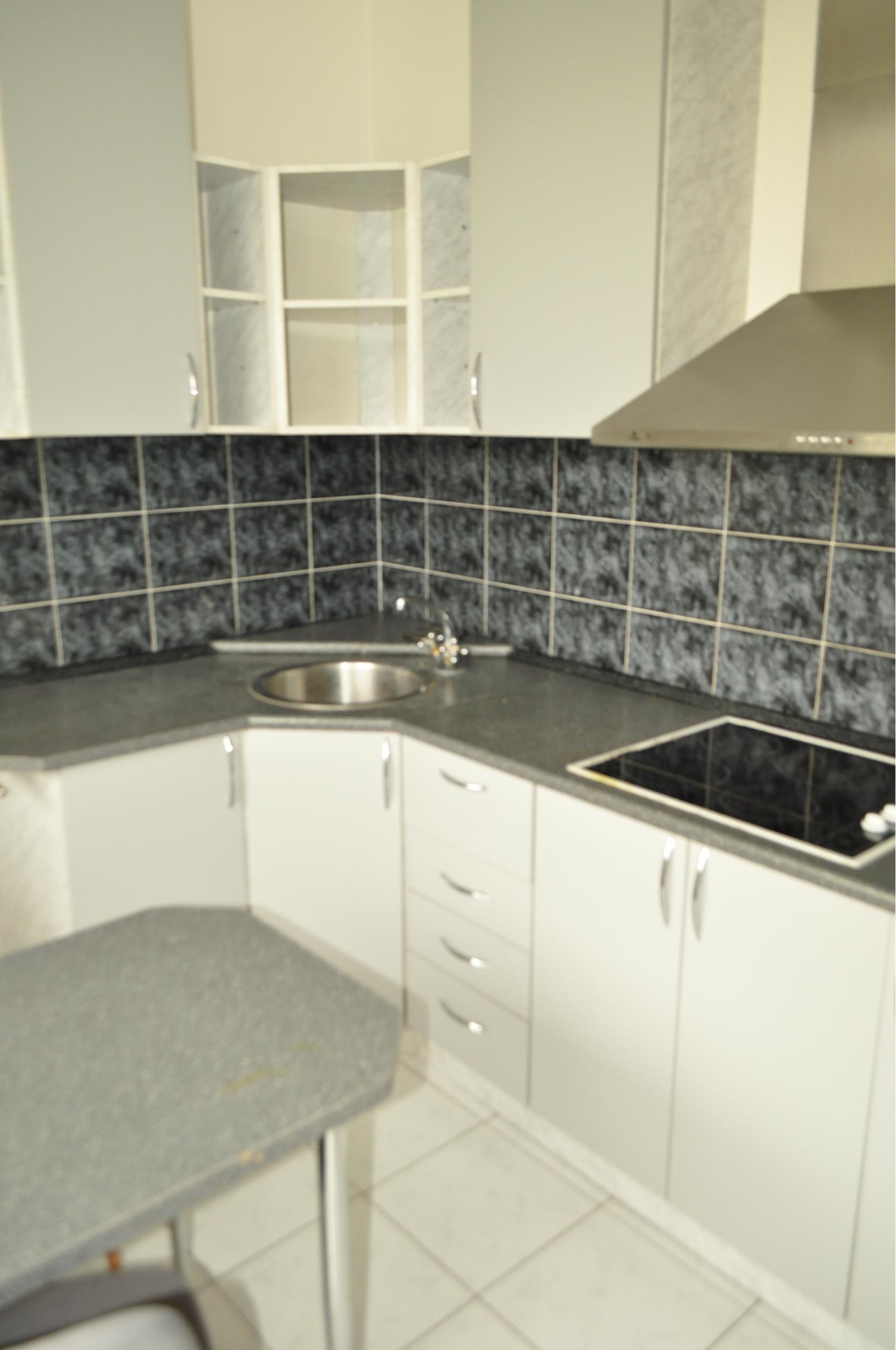 Prenájom bytu 1+1 s loggiou, sídl. Mier, Sp. Nová Ves