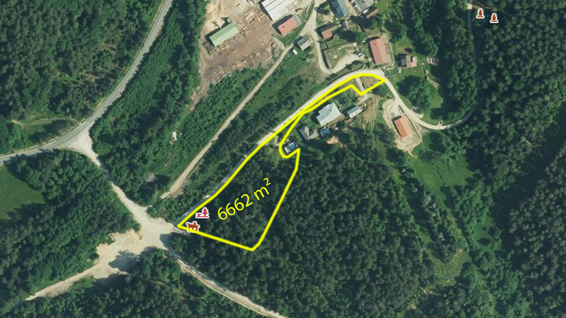 Stavebný, lesný pozemok v peknom lesnom prostredí