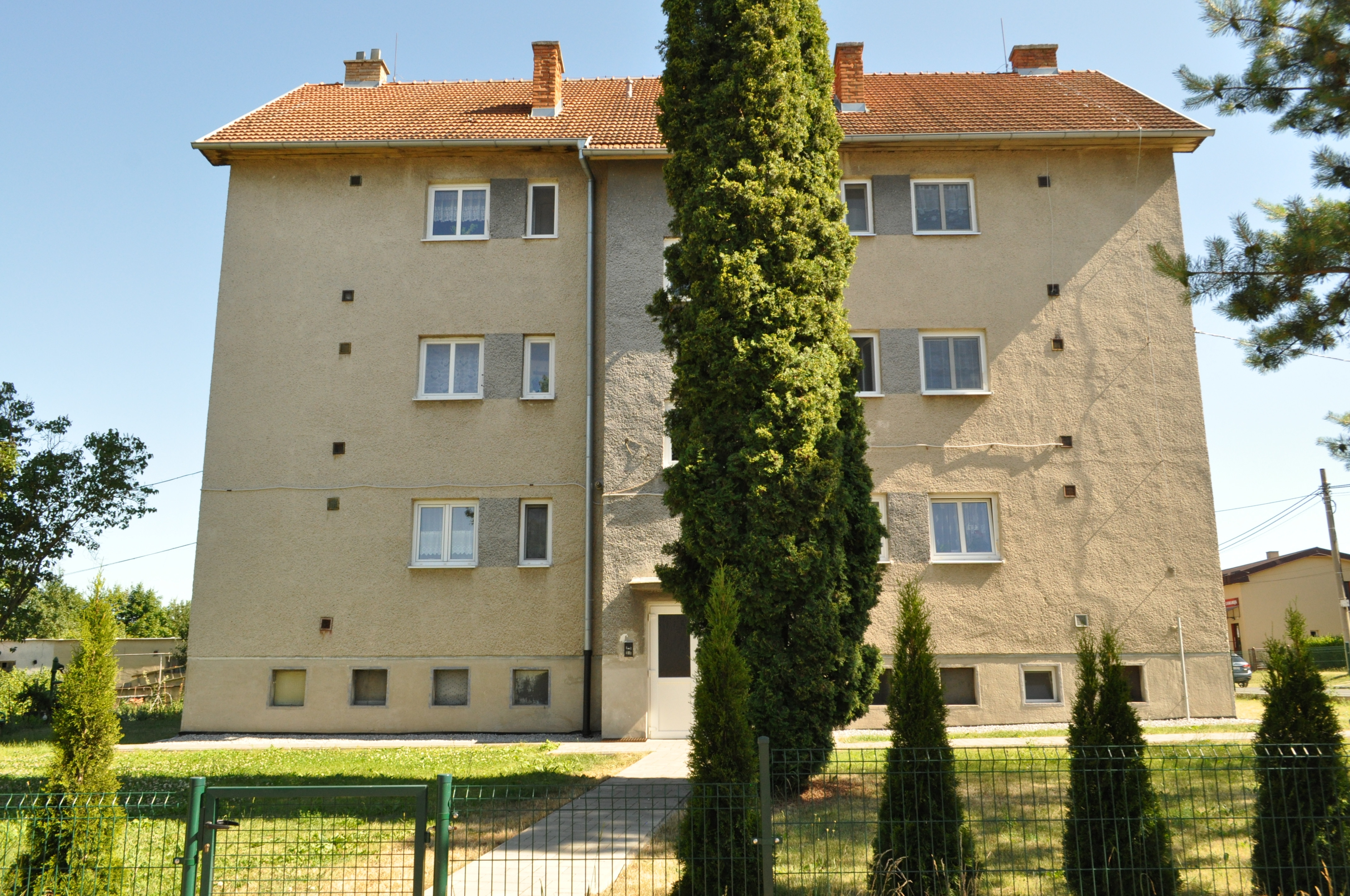 Byt 3+1 s balkónom a garážou v meste Spišské Vlachy, okres Sp. Nová Ves