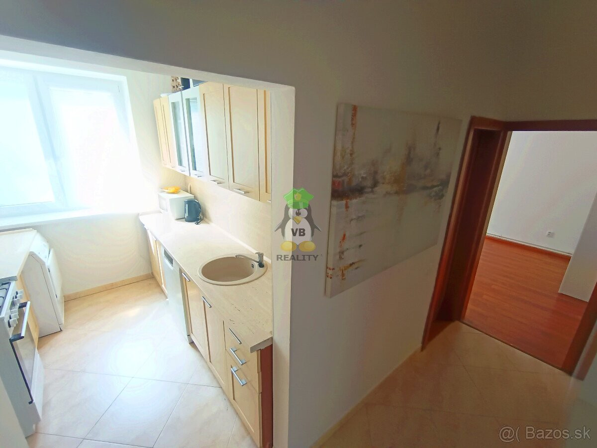 Predaj 3- izbový útulný byt s garážou v Michalovciach