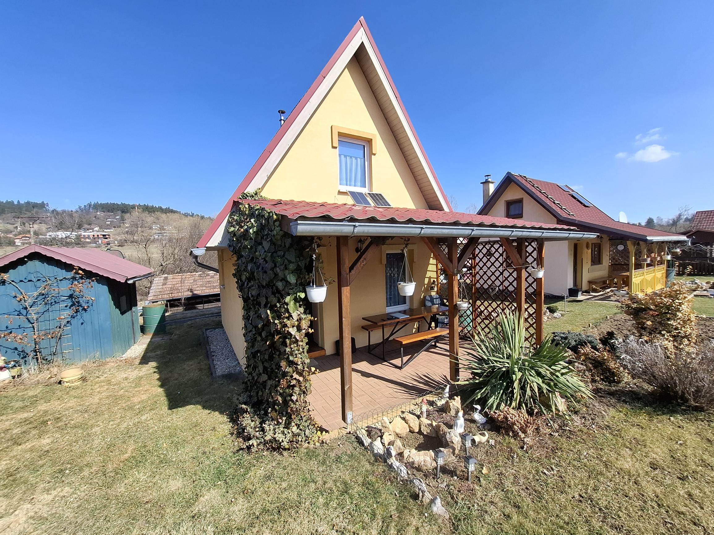 Záhradka s murovanou chatkou - Spišská Nová Ves - Brusník