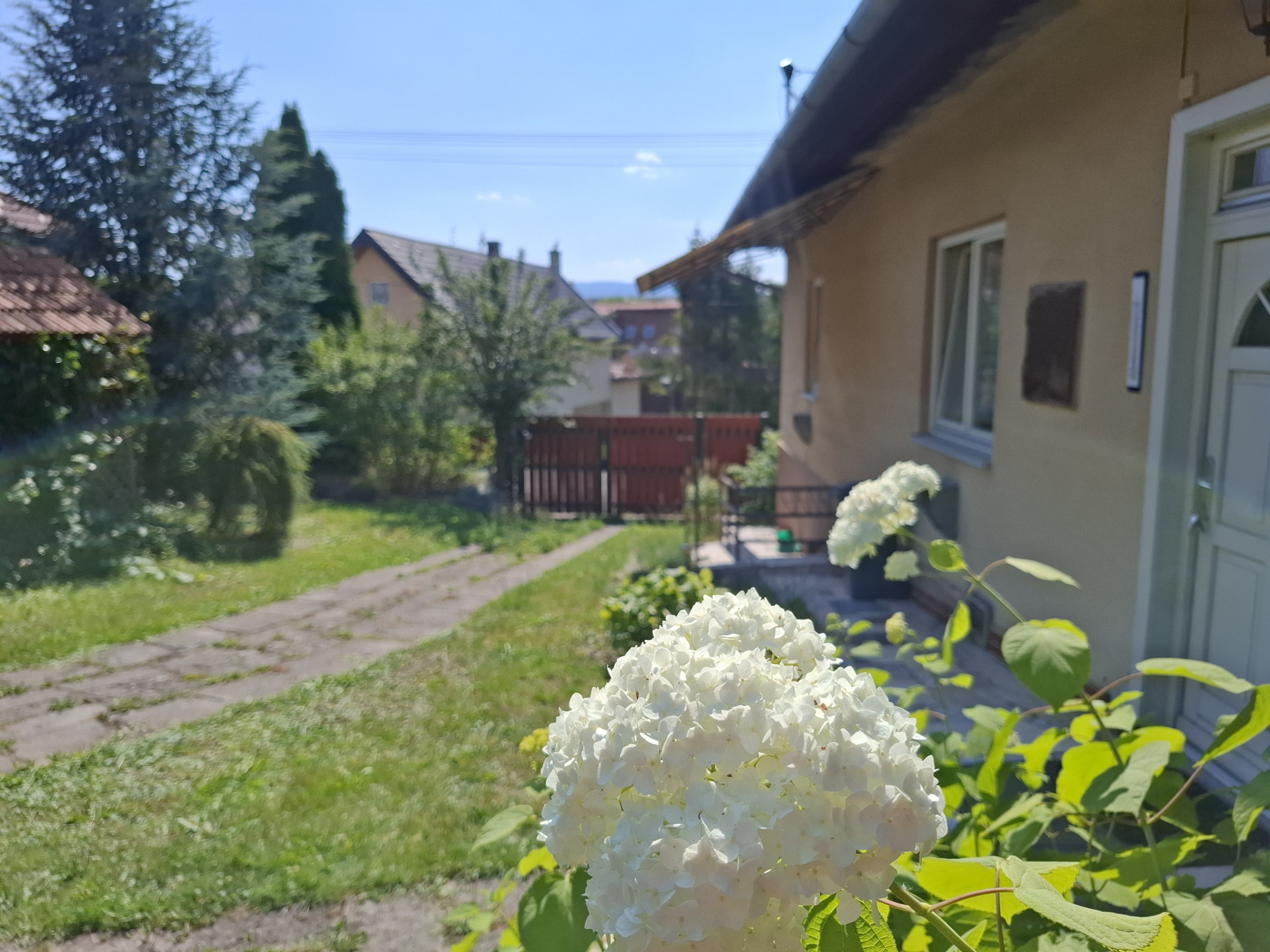 Rodinný dom s hospodárskym zázemím - Odorín